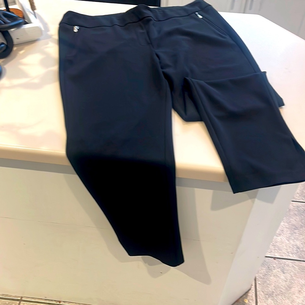 SOHO Black Dress Pants (XL)